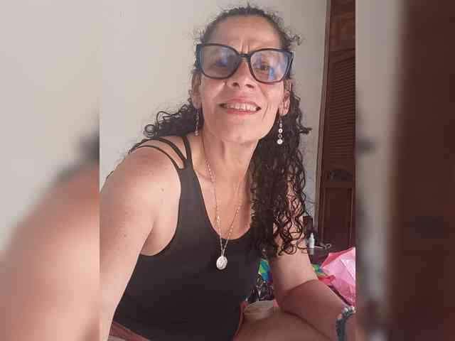 Linamilf70 webcam