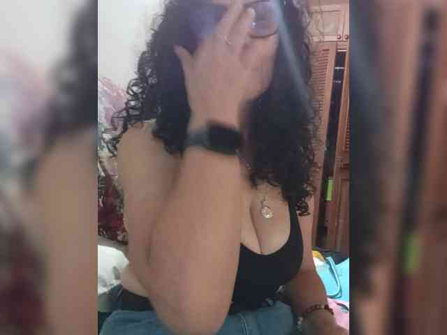 Linamilf70 webcam