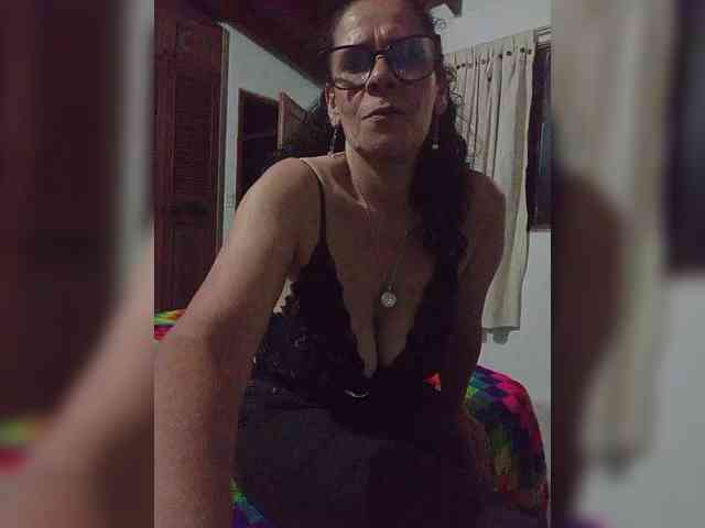 Linamilf70 webcam