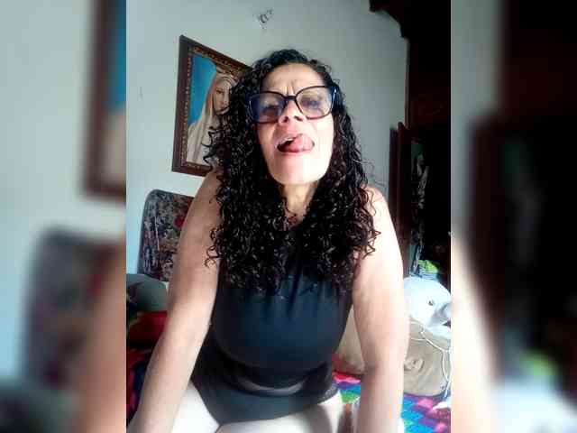 Linamilf70 webcam