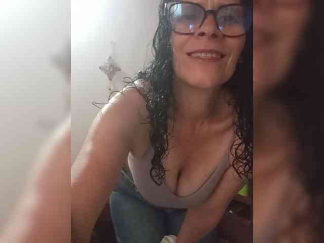 Linamilf70 webcam