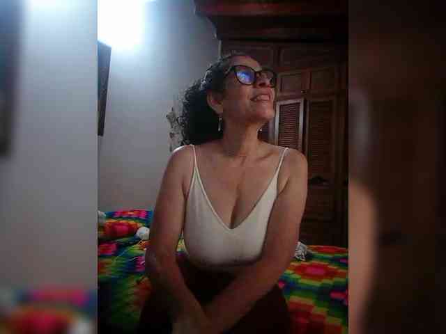 Linamilf70 webcam