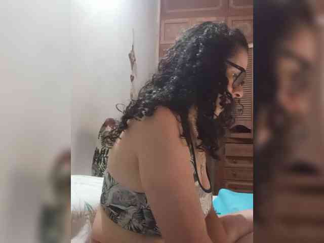 Linamilf70 webcam