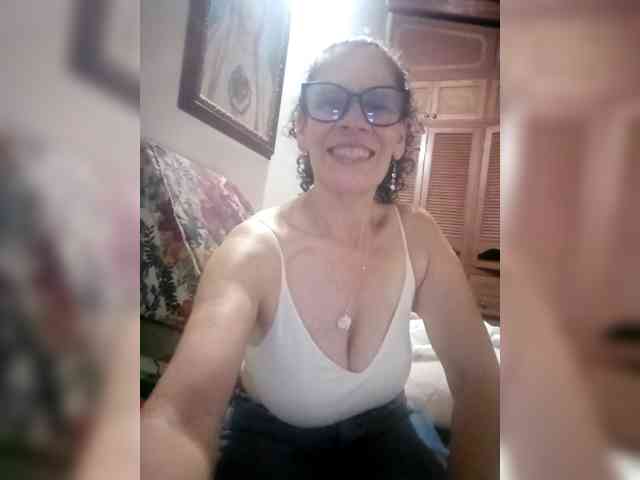 Linamilf70 webcam