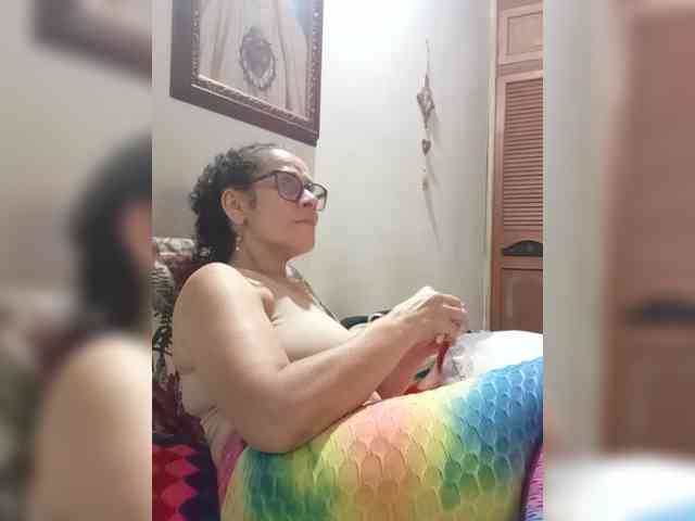 Linamilf70 webcam