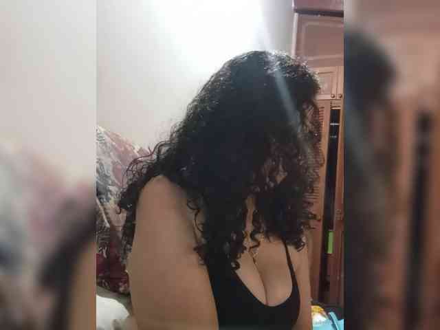 Linamilf70 webcam