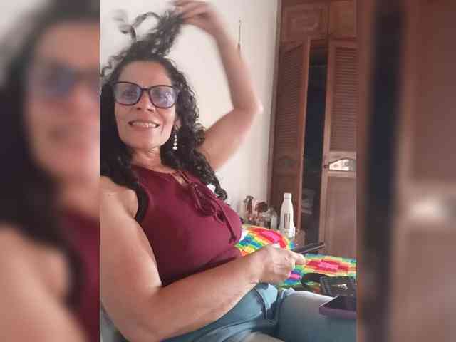 Linamilf70 webcam