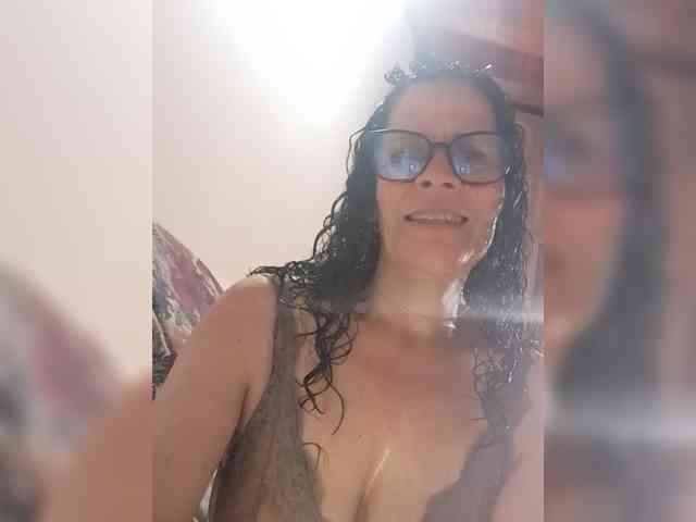 Linamilf70 webcam