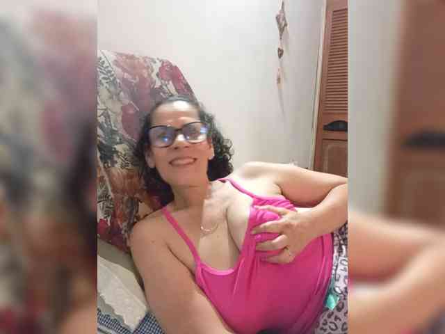 Linamilf70 webcam