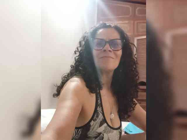 Linamilf70 webcam