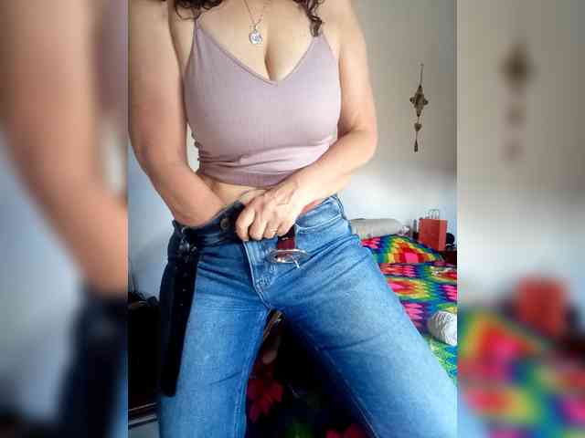 Linamilf70 webcam