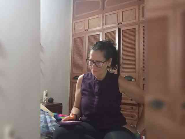 Linamilf70 webcam