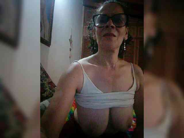 Linamilf70 webcam