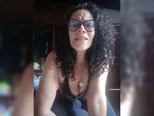 Linamilf70 webcam