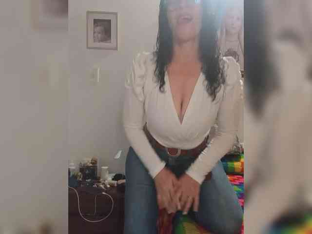 Linamilf70 webcam