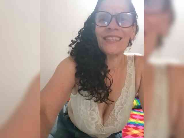 Linamilf70 webcam