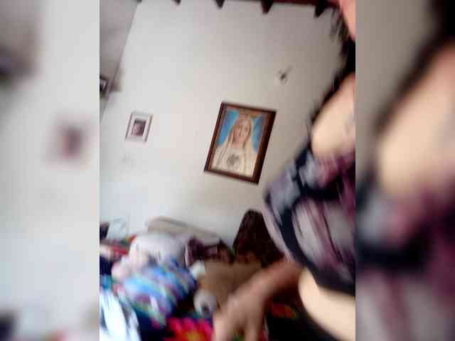Linamilf70 webcam