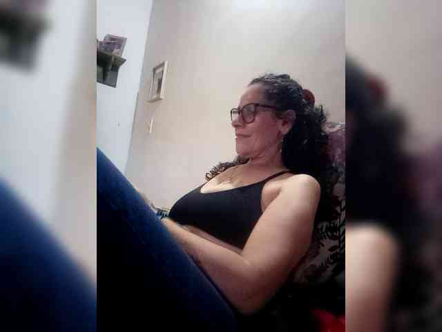 Linamilf70 webcam