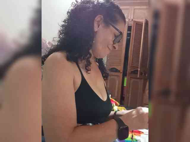 Linamilf70 webcam
