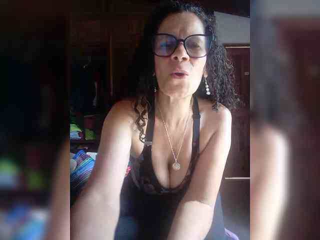 Linamilf70 webcam