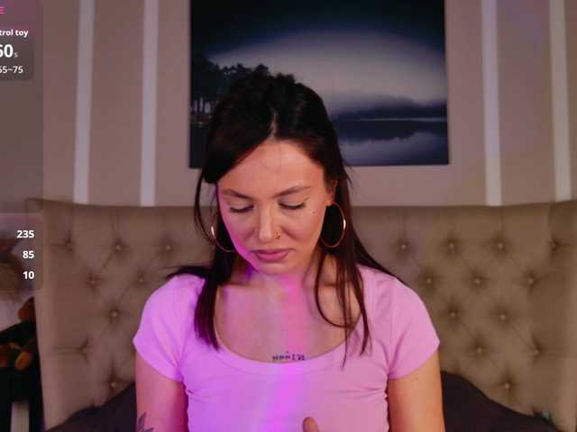 AlexaStain's BongaCams show and profile