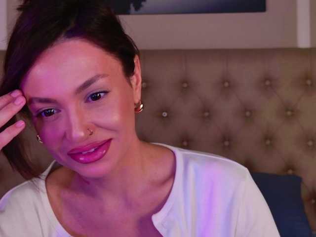 AlexaStain's BongaCams show and profile