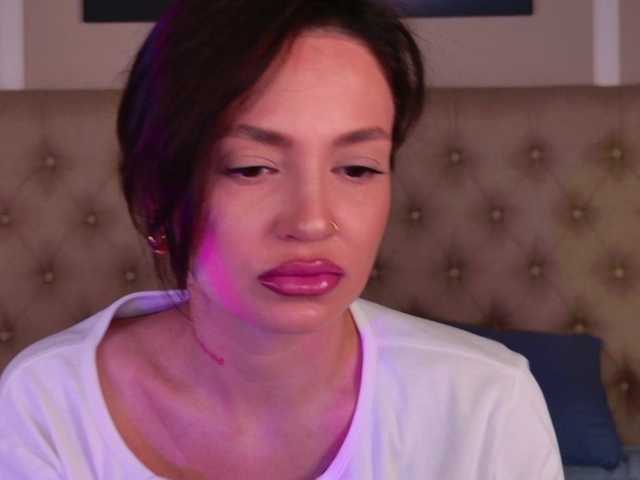 AlexaStain's BongaCams show and profile