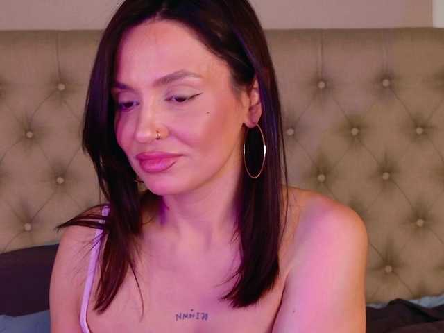 AlexaStain's BongaCams show and profile