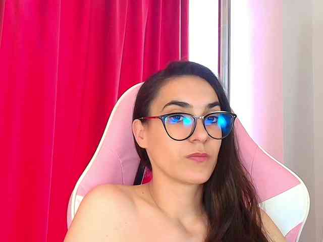 SlimTemptation webcam