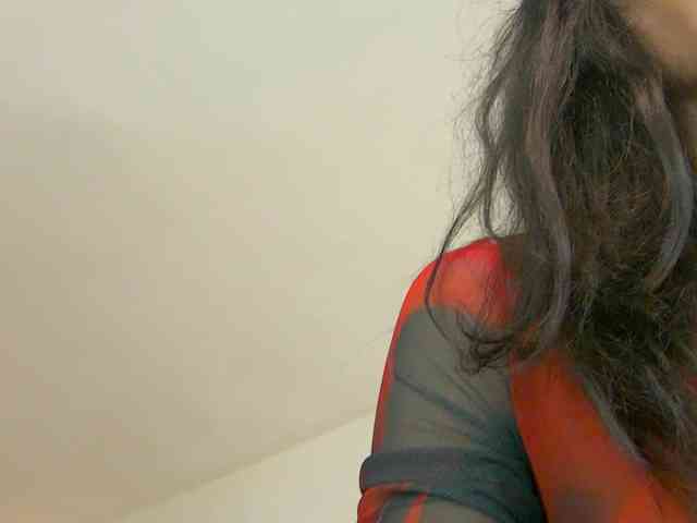SlimTemptation webcam