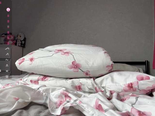 CaronCorti live cam on BongaCams