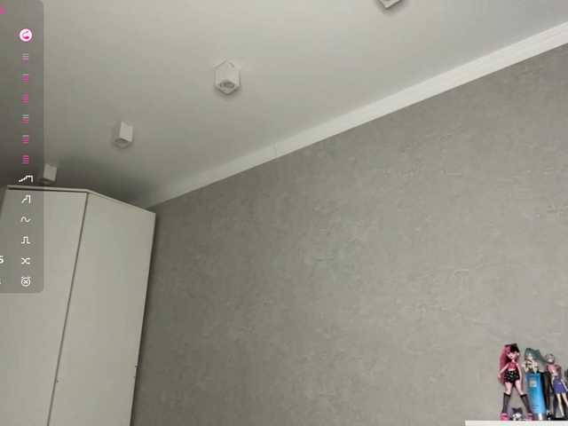 CaronCorti live cam on BongaCams