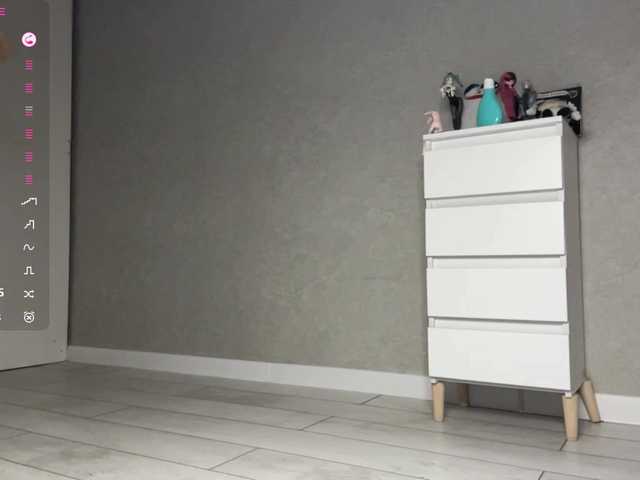 CaronCorti live cam on BongaCams