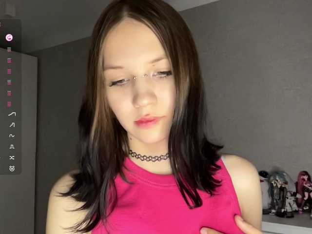CaronCorti live cam on BongaCams