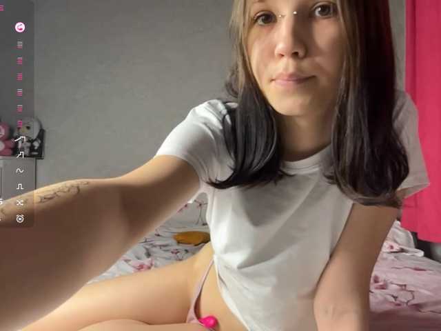 CaronCorti live cam on BongaCams