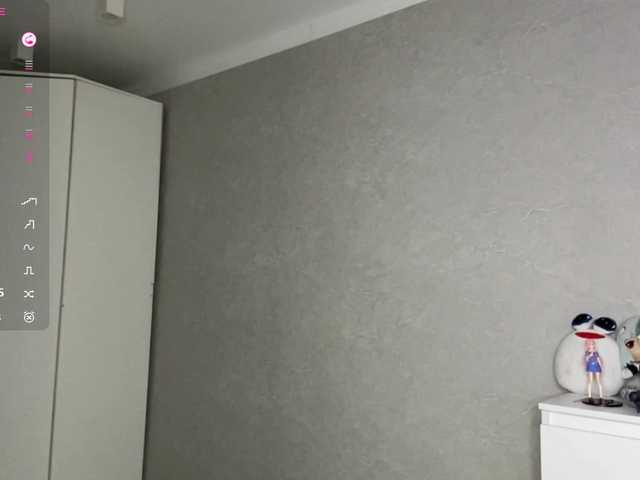 CaronCorti live cam on BongaCams