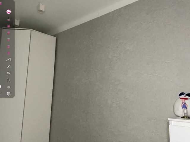 CaronCorti live cam on BongaCams