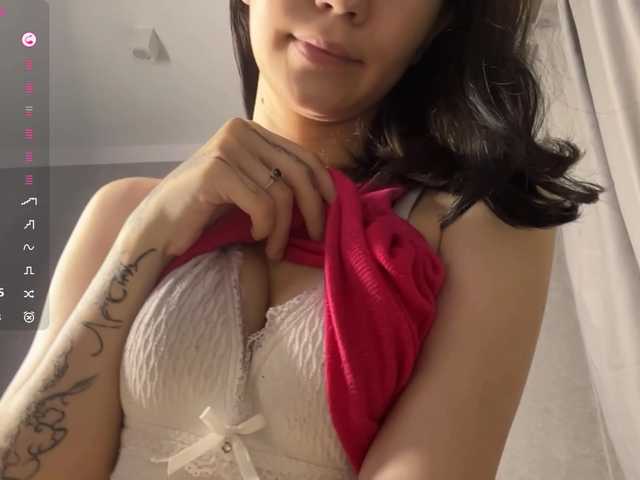 CaronCorti live cam on BongaCams