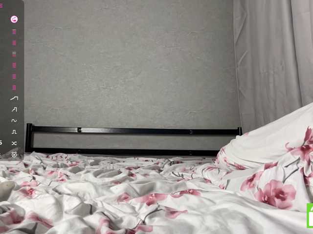 CaronCorti live cam on BongaCams