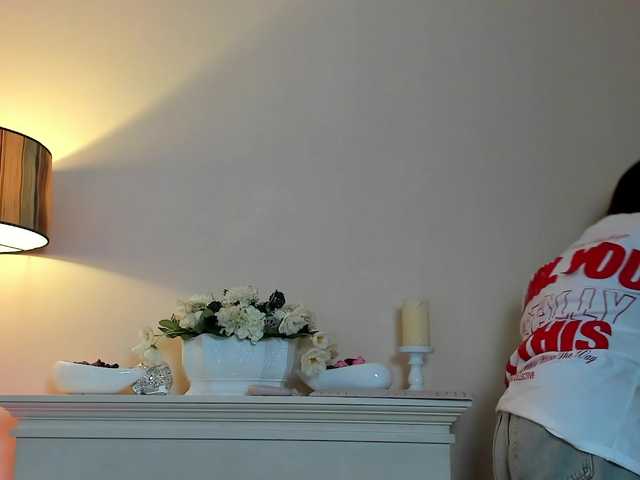 AvalonWest live cam on BongaCams