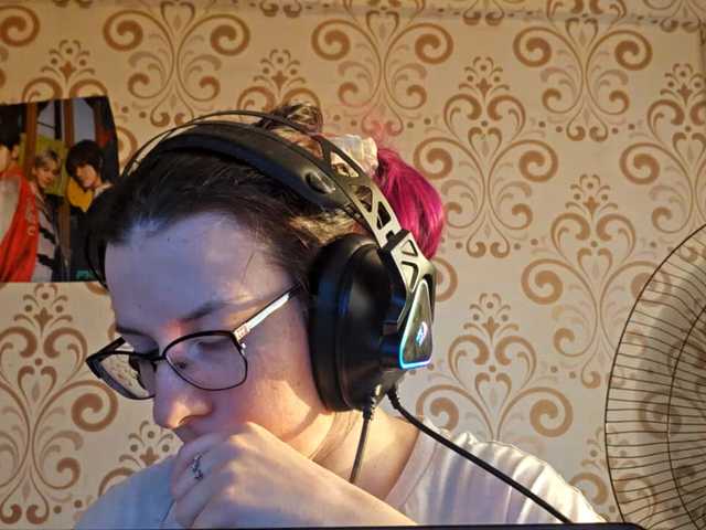 BirdieChuyangher live webcam show