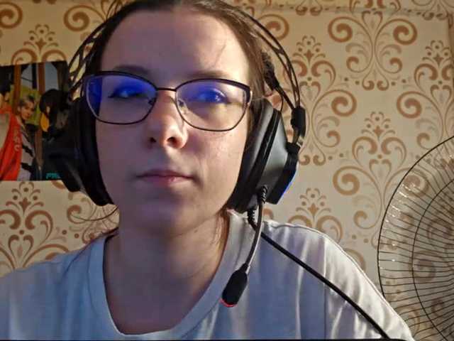 BirdieChuyangher live webcam show