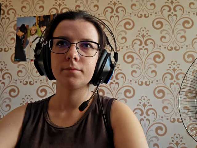 BirdieChuyangher live cam on BongaCams