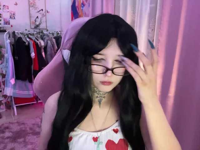 SavageAura's BongaCams show and profile