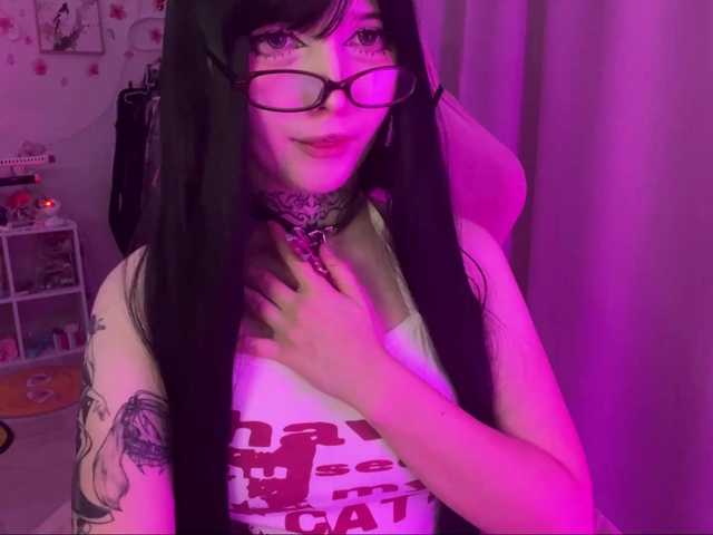 SavageAura live cam on BongaCams