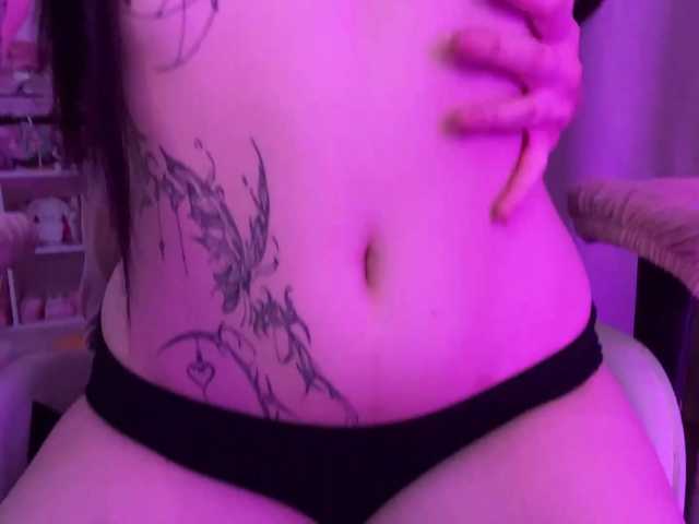 SavageAura live cam on BongaCams