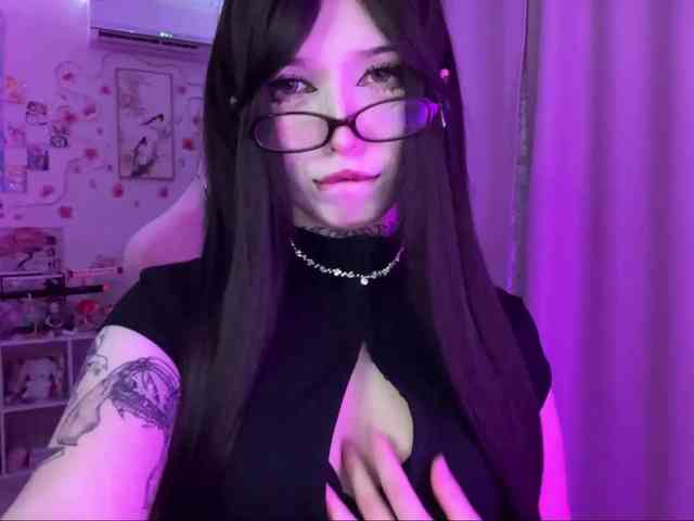SavageAura webcam