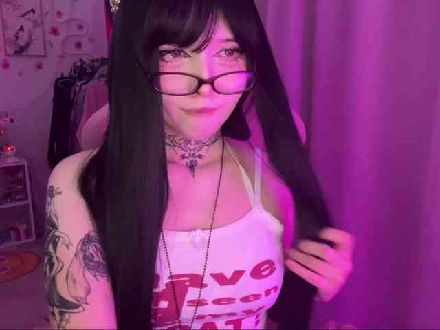 SavageAura webcam
