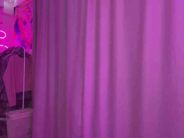 SavageAura webcam