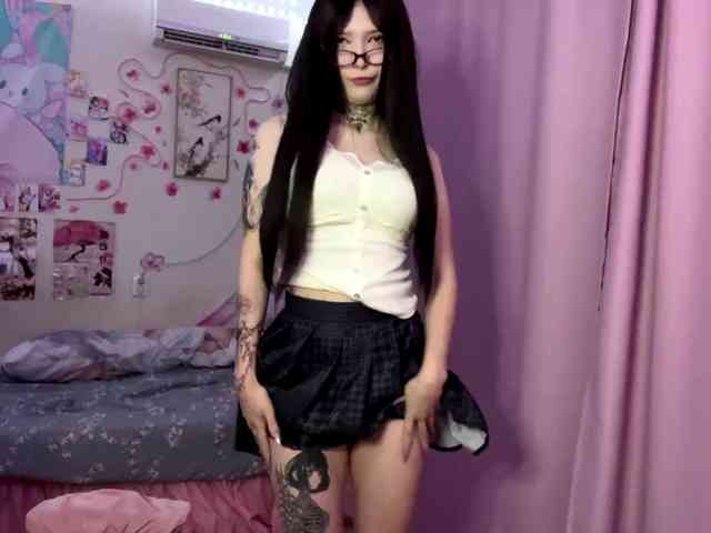 SavageAura Live Webcam on BongaCams